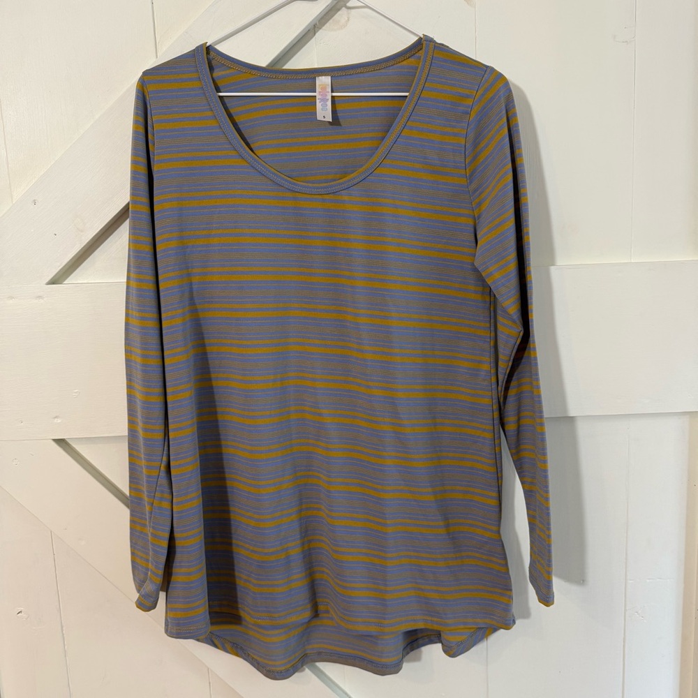 LuLaRoe Blue and Gold‎ Striped Scoop Neck Long Sleeve Lynnae Top Small